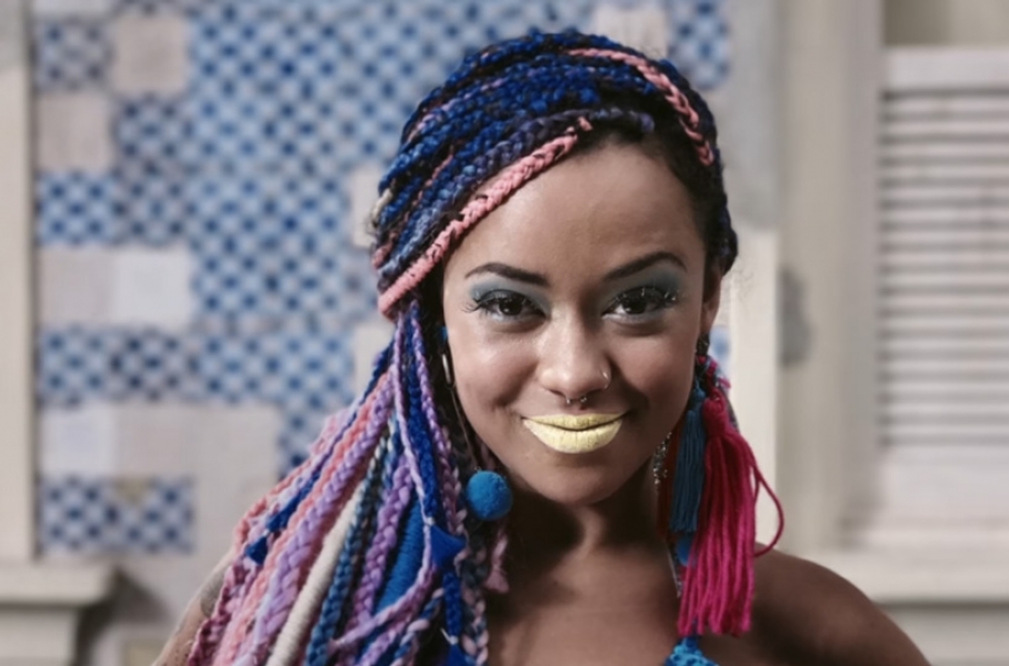 Apple lan&ccedil;a novo an&uacute;ncio de carnaval para o iPhone 7 Plus