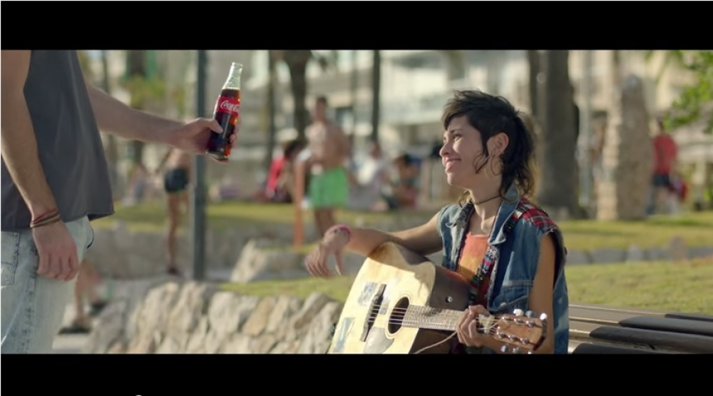 Coca-Cola para espantar a m&aacute; sorte