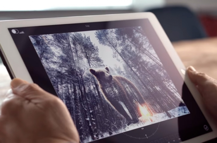 Assistente da Adobe faz edi&ccedil;&otilde;es com comando de voz