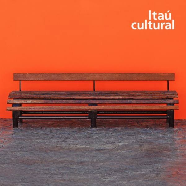 Ita&uacute; e o &uacute;nico banco para descanso na Av. Paulista